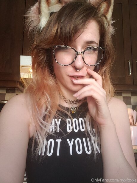 アジアンツインズOnlyFans パーフェクト 写真