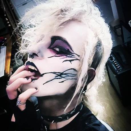 Zagreus アートモデル ギャラリー