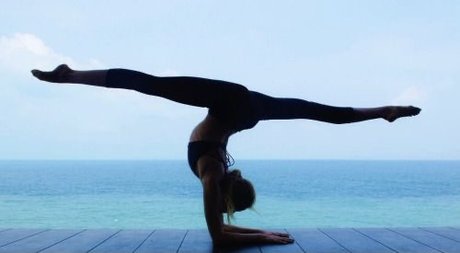 Dest ヌードのポルノスター 写真