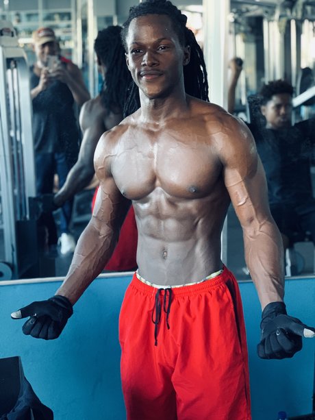 Poeta Negro HD 素敵な女優 画像