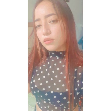 Saritawg トップモデル 写真