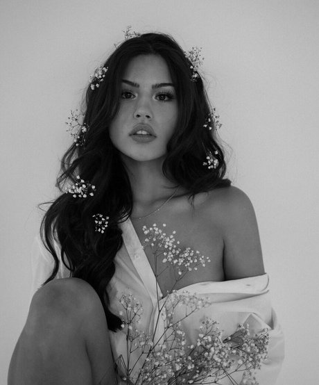 Bianca Kukobako 高品質のスター 画像