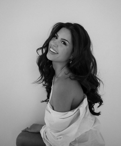 Bianca Kukobako 最高のスター 写真