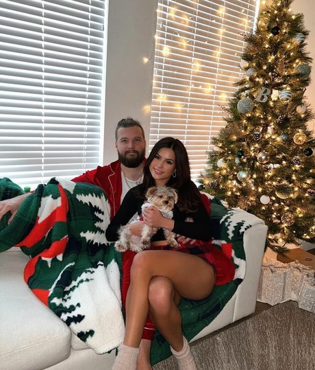 Bianca Kukobako スター ギャラリー