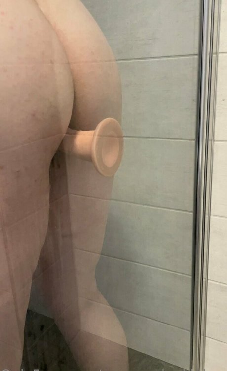 kinkymylffree 裸のポルノスター 写真