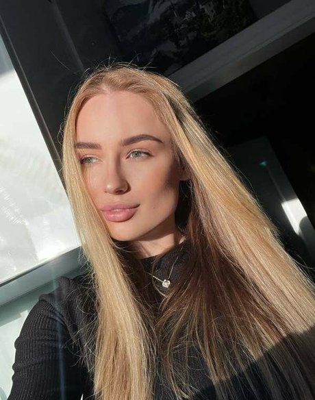 教師限定ファン エロ ギャラリー