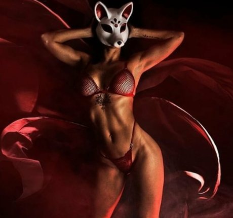 giulia gomezzz 素敵なスター 写真