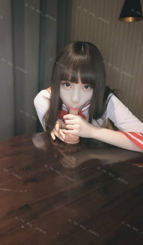 red__hongsi ポルノスター アート アーカイブ