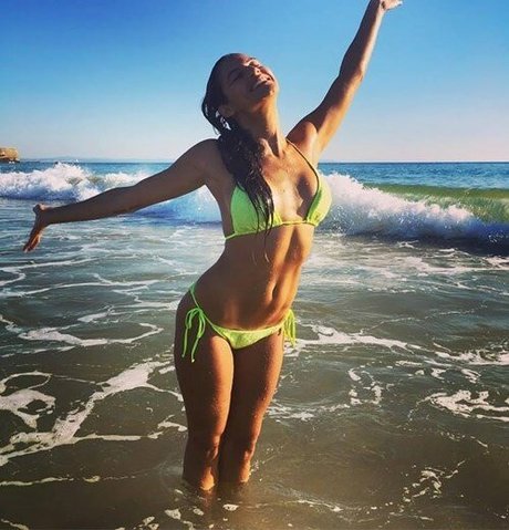 Joana Alvarenga アダルトモデル 画像