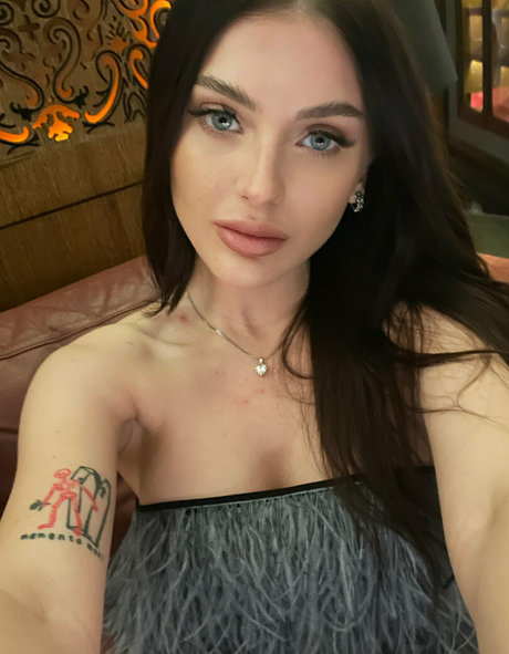 littlemolly v ポルノモデル 画像