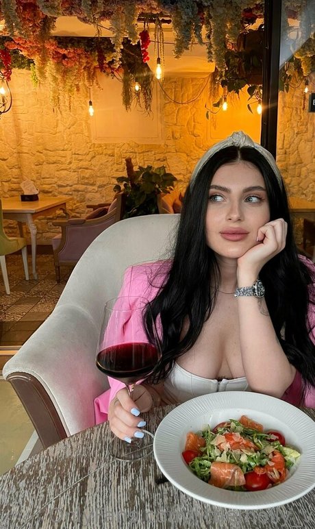 littlemolly v セクシーなスター 写真