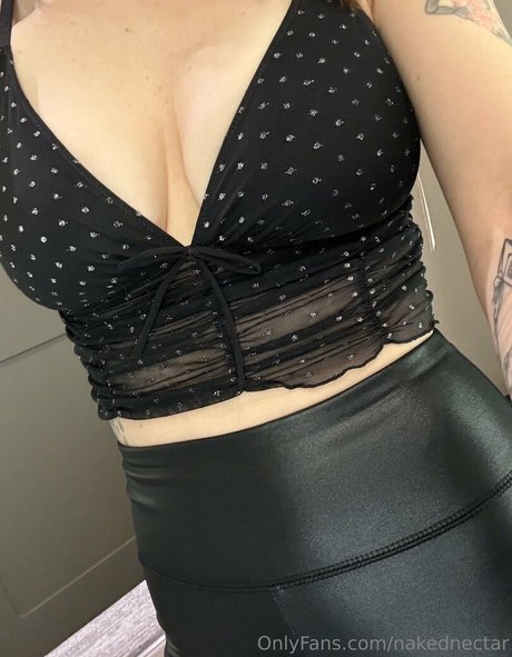 nakednectar アダルト女優 写真