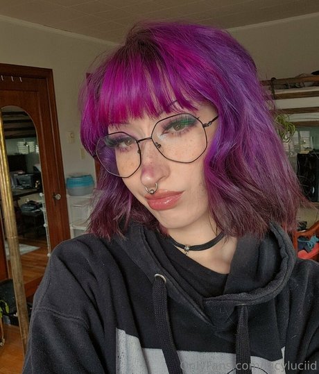 ポーグ xxx オンリーファンズ ヌード 写真