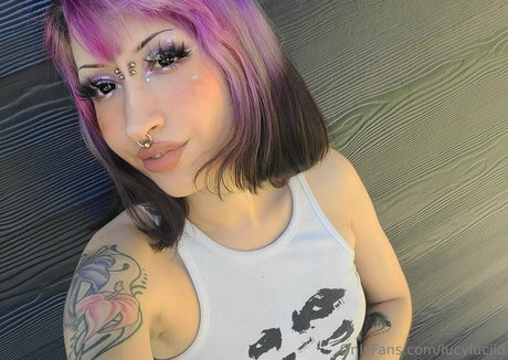 大学生カップルのオンリーファンズ ポルノ 写真