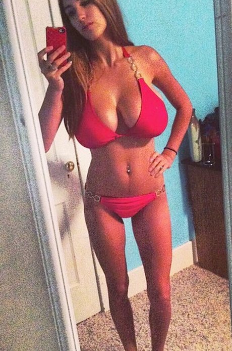 Amanda Dodson Thompson ホットモデル 写真