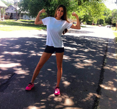 Amanda Dodson Thompson 無料モデル 写真