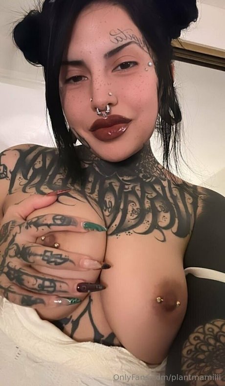 plantmamiiii エロティックなモデル アーカイブ