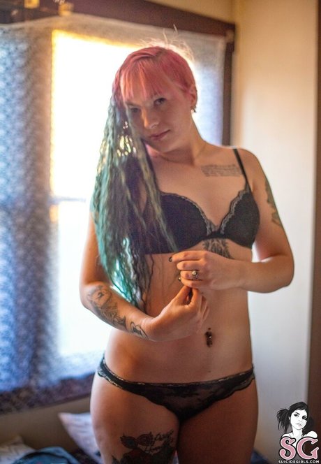 Venomousrose 完璧なモデル ギャラリー