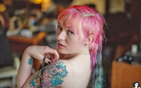 Venomousrose ポルノスター 無料 写真