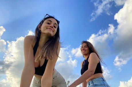 lotem passal セクシーなスター 写真