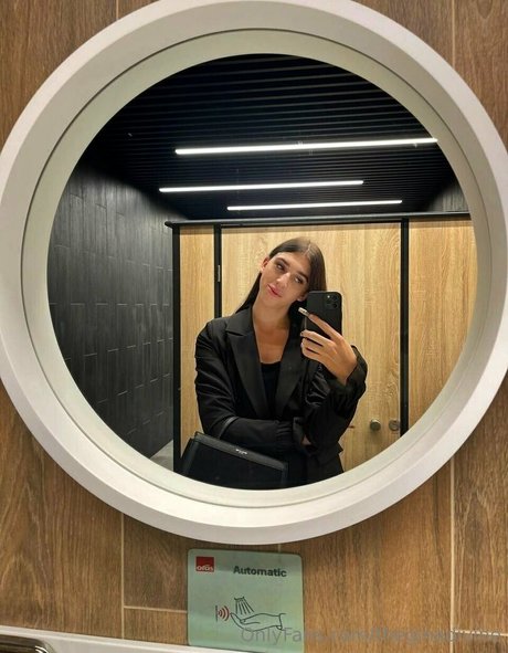 BBW パウグ オンリーファンズ 美しいxxx 画像