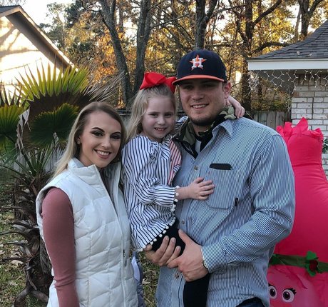 Emilee Atchley セクシーなスター 画像