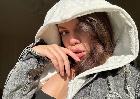 vvelliciiavip 高品質モデル 写真