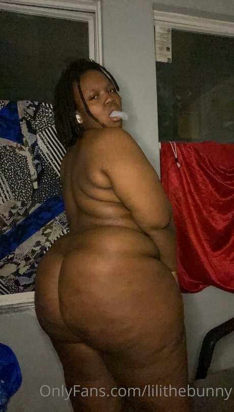 lilithebunny ヌードのポルノスター ギャラリー