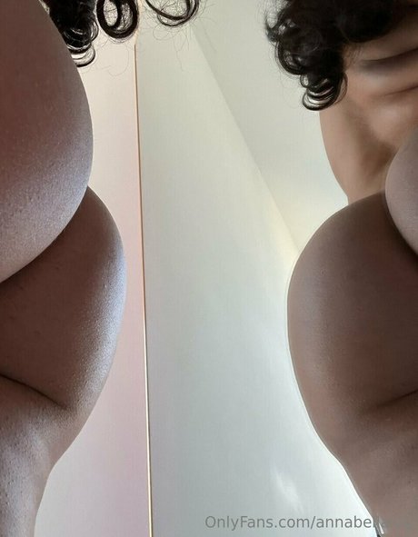 Annabella Ivy 完璧な女優 画像