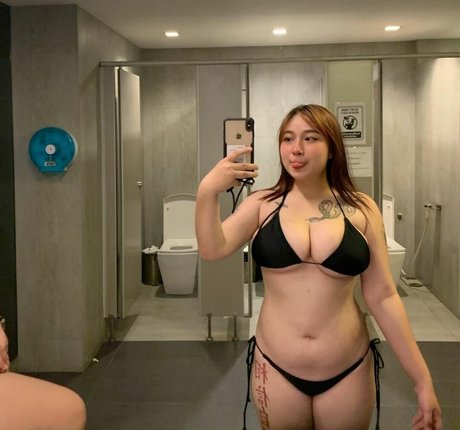 Janxx 10 セクシーモデル 写真