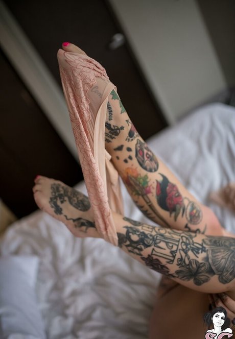 Vee__SG 高品質モデル 写真