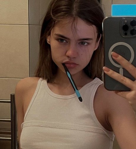 Veronika Hanberg ホットモデル ギャラリー