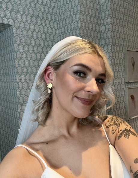 Emmalition かわいいポルノスター 写真