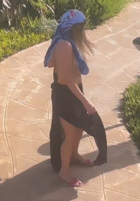 Ella Anastasiou 独占スター ギャラリー