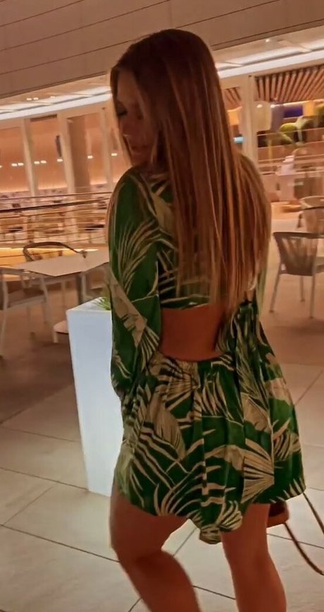 Ella Anastasiou 美しい女優 写真