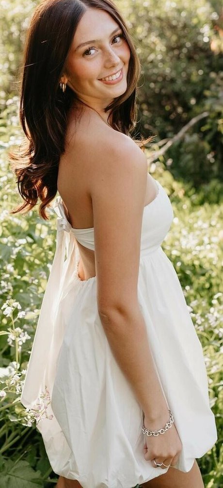 Kennedy Cullum 裸のモデル 画像