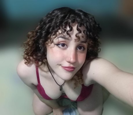 小さなオンリーファンズ 無料アダルト 画像