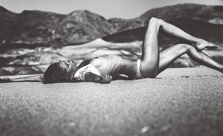 黒人ニューハーフオンリーファンズ ホットセクシー 写真