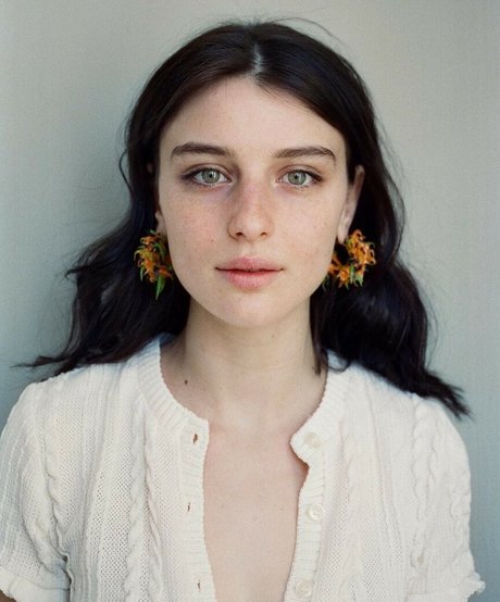 ぽっちゃりしたオンリーファン 無料ポルノ 写真