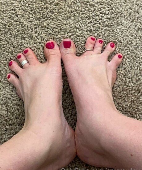 Emrrowley ポルノスター 無料 写真