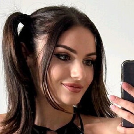 stylebym ポルノスター ホット 写真