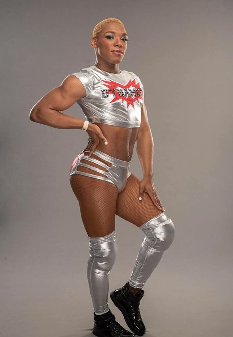 シックオンリーファン エロチック 画像