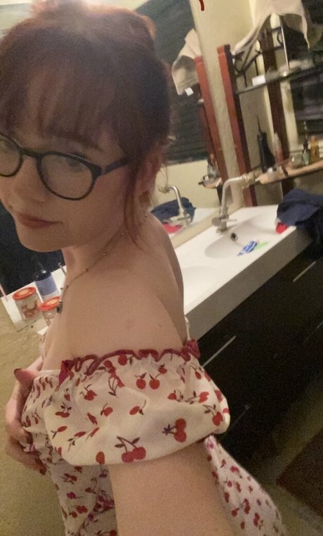 shelbypng 美しいモデル 写真