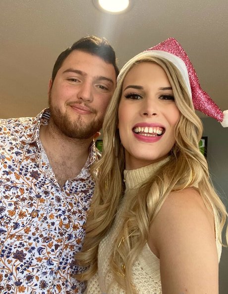 Ms Ella Vatrap トップスター 画像