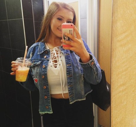 Amy Heslop 高品質女優 画像