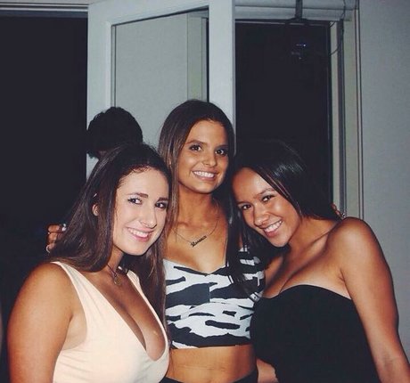 Tiana Paea アダルトモデル 写真