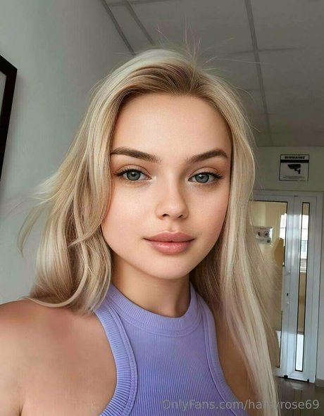 ブロンドビキニOnlyFans 無料セクシー 画像