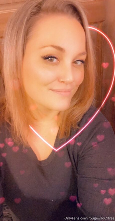 rougewild69free ポルノモデル 画像