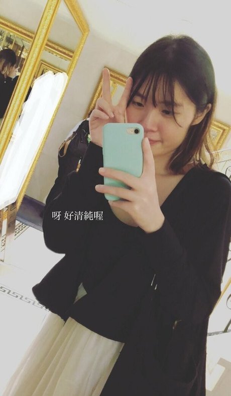 Cutie Afra かわいいモデル 写真