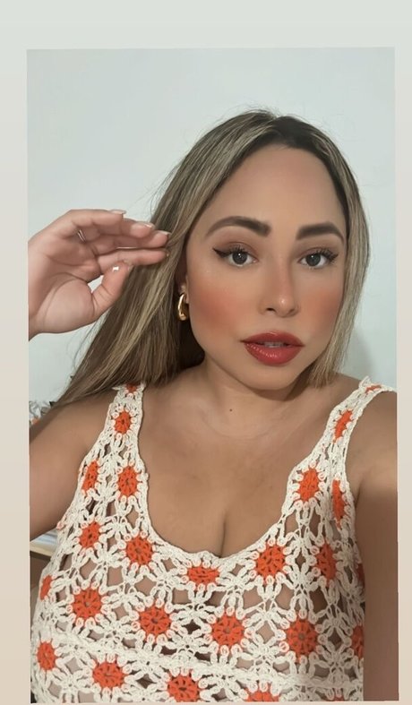 Akaren ポルノスター エロティック 写真